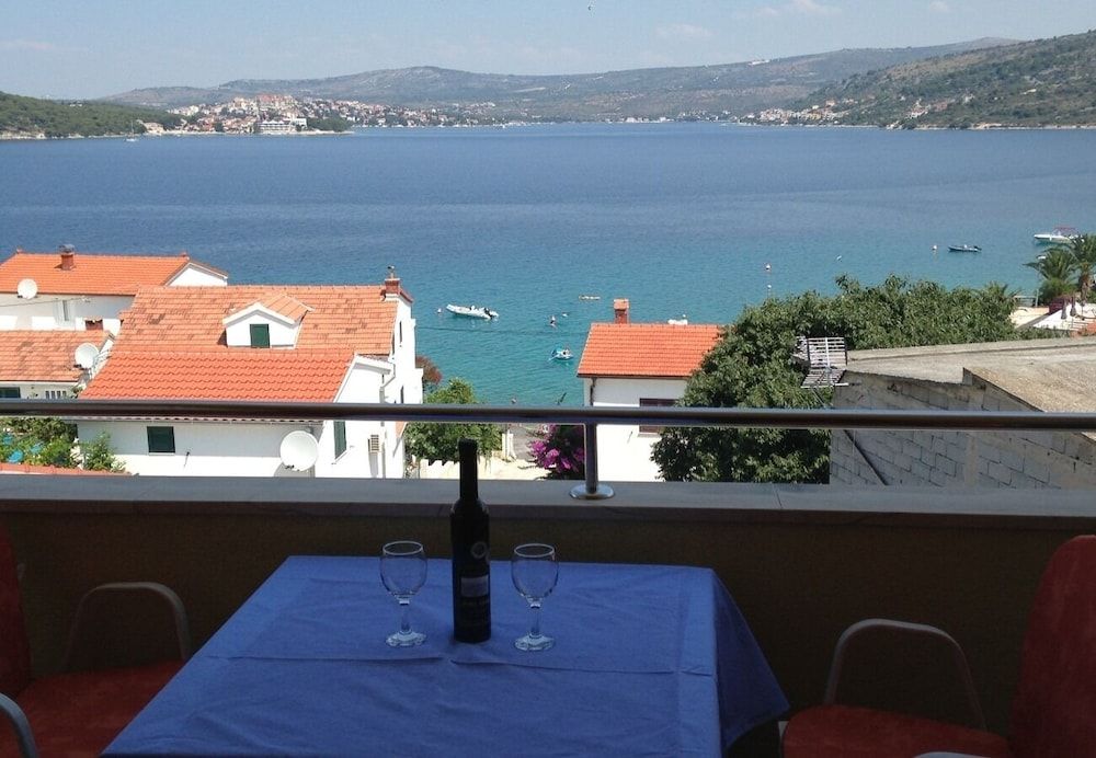 Apartment (Vik - 60 m from the sea - A3(2+1))