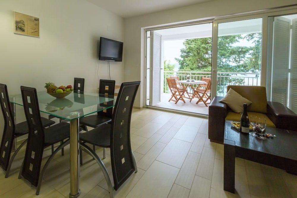 Apartmani Heta Apartment, 2 Queen Beds, Sea View H2 7