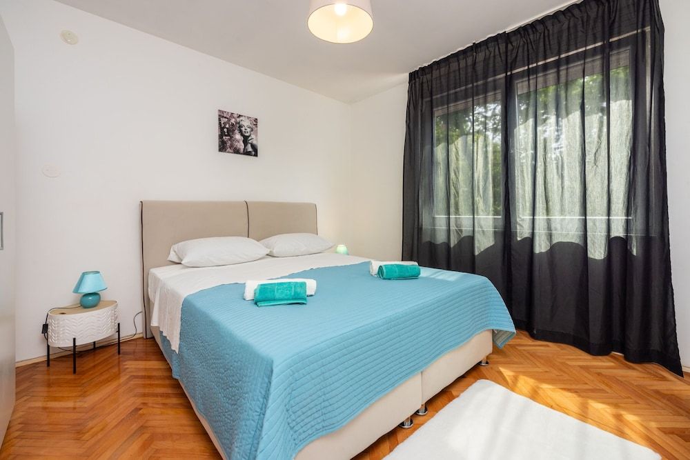 Apartment (A1)