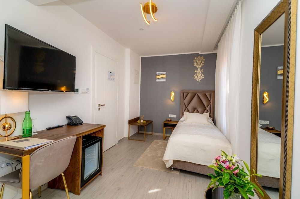 Superior Single Room