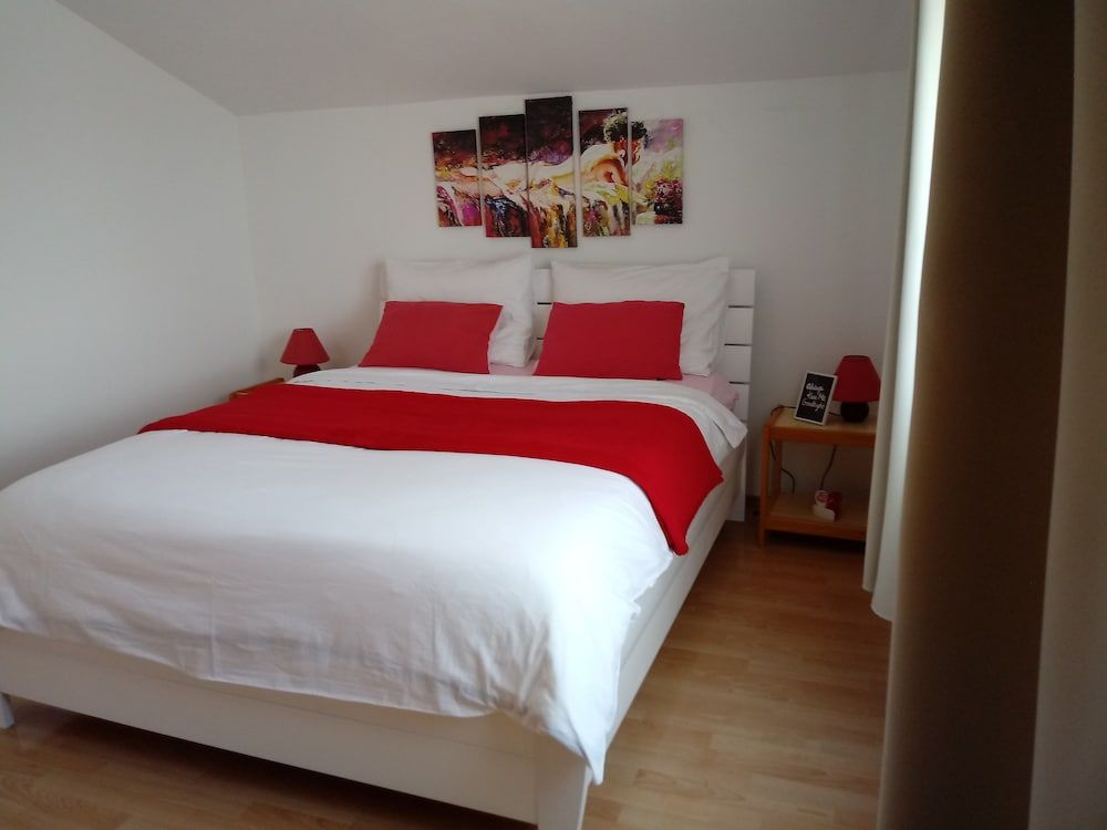 Superior Apartment, Terrace, Sea Facing (Crveni)
