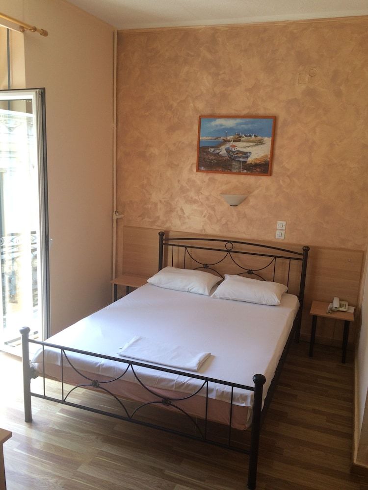 undefined Hotel Electra 3