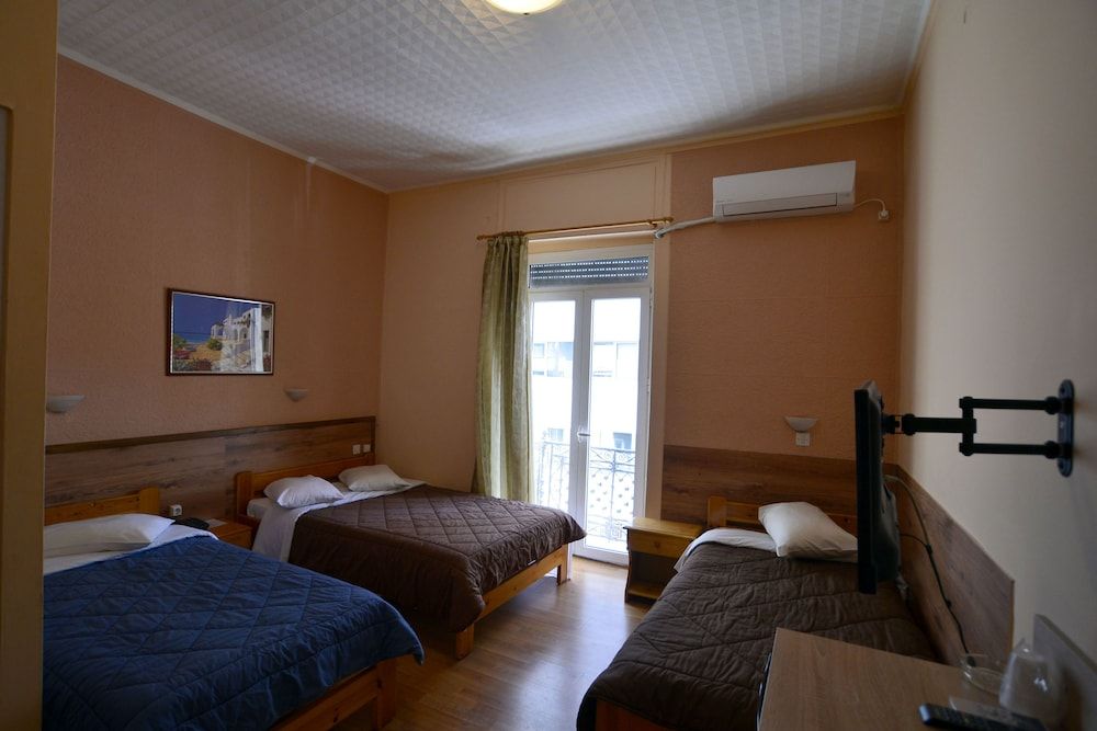 undefined Hotel Electra 2