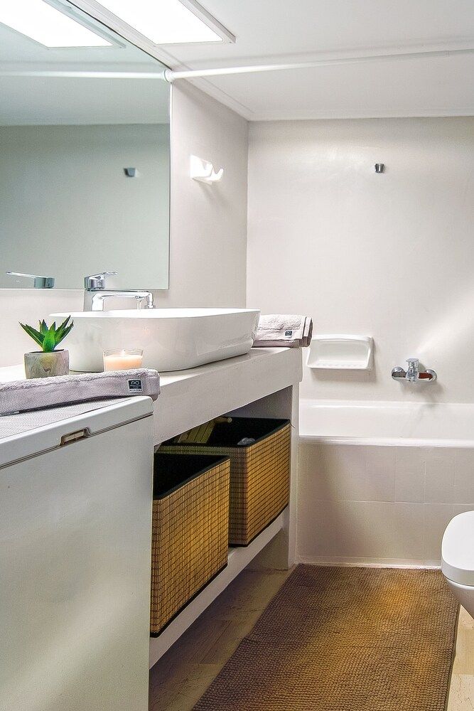 Charming 2 bdr apt next to Piraeus port Apartment 16