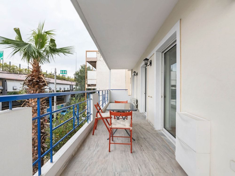 Homely Apartment in Piraeus With Balcony Apartment 13