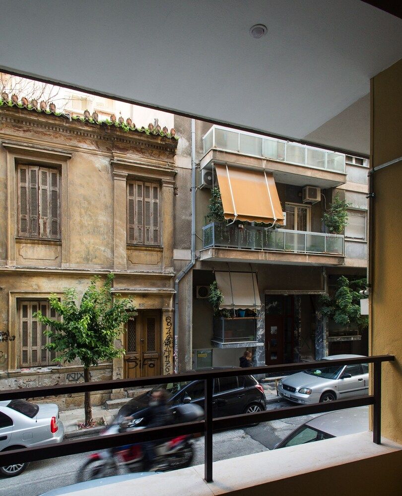 undefined Urban Luxury homm Studio in Piraeus 2