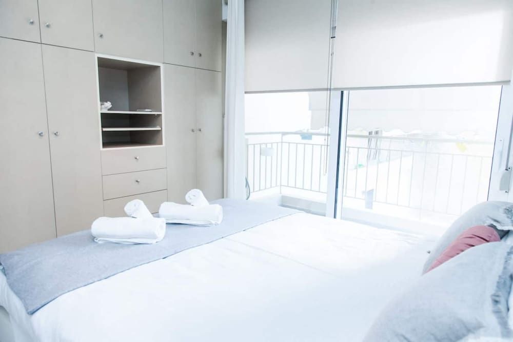 undefined Elegant & Spacious Apt. with Sea View 5