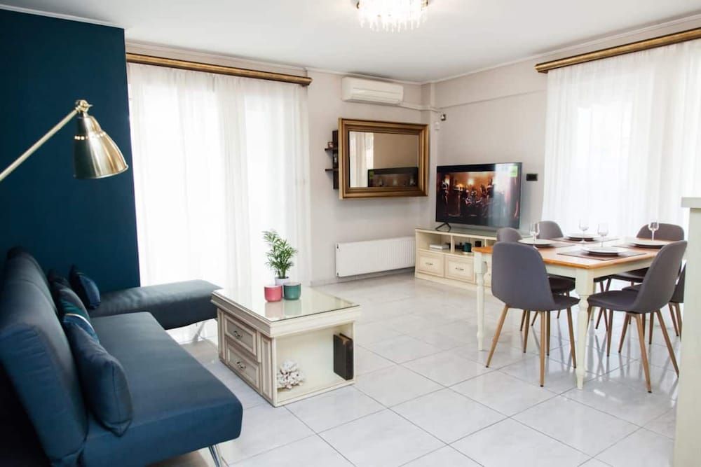 Elegant & Spacious  Apt. with Sea View Luxury Apartment 21