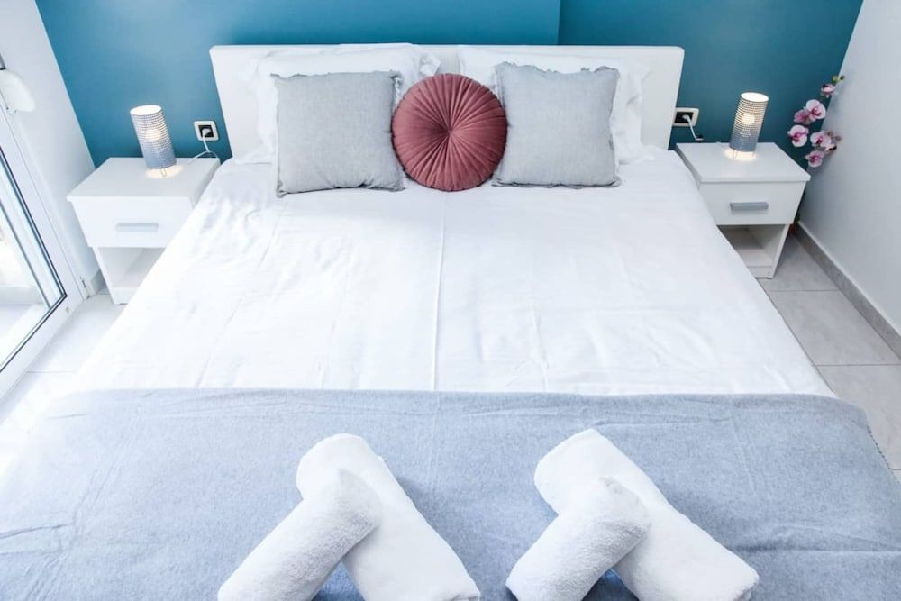 undefined Elegant & Spacious Apt. with Sea View 7