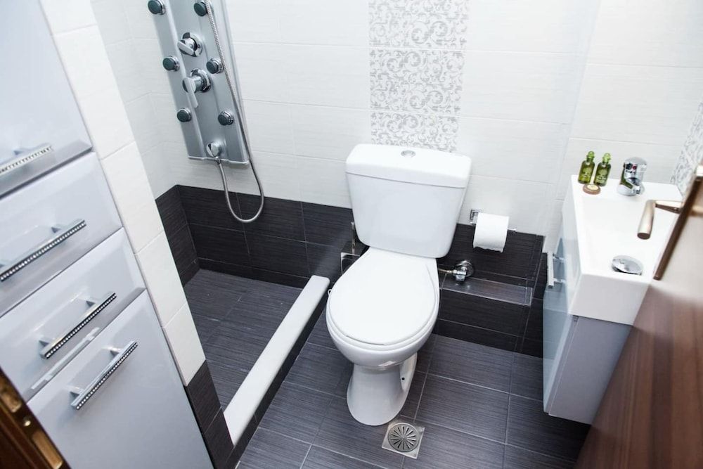 Elegant & Spacious  Apt. with Sea View Luxury Apartment 11