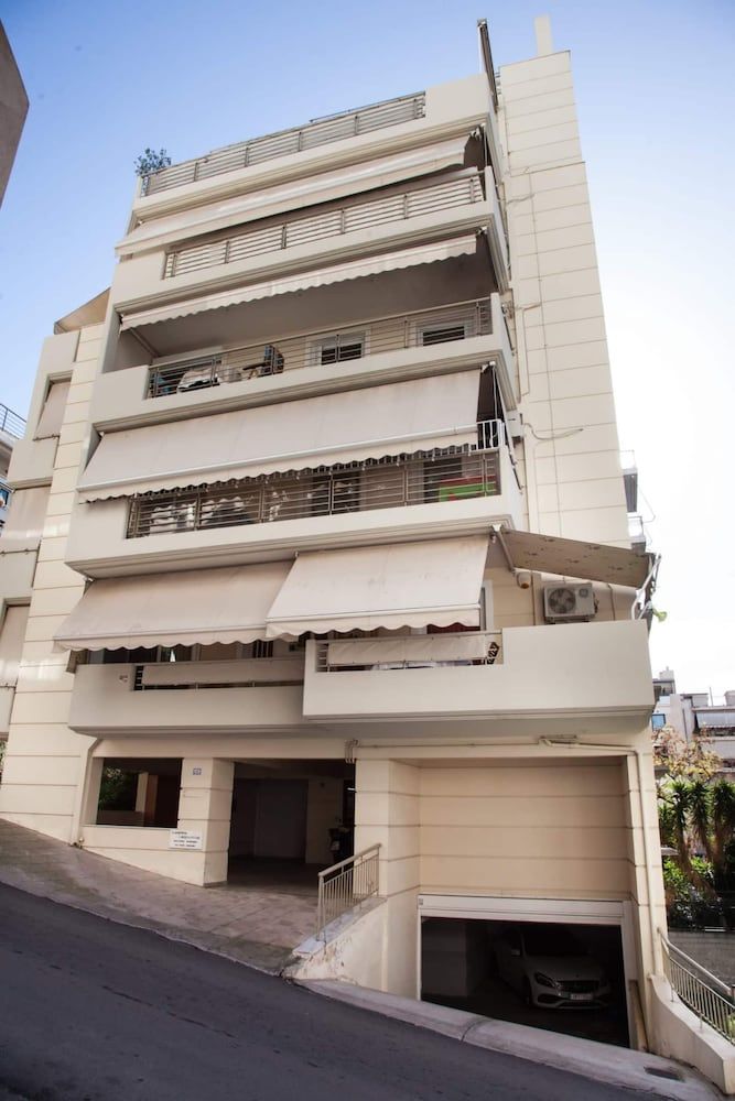 undefined Elegant & Spacious Apt. with Sea View 3