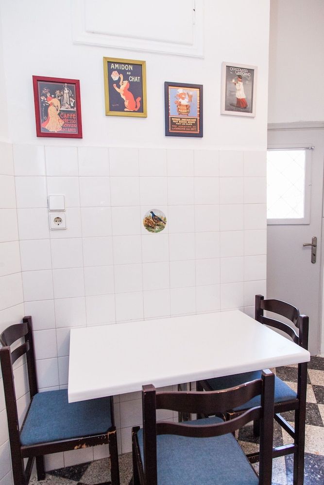 undefined Beautiful Apartment in Piraeus 7