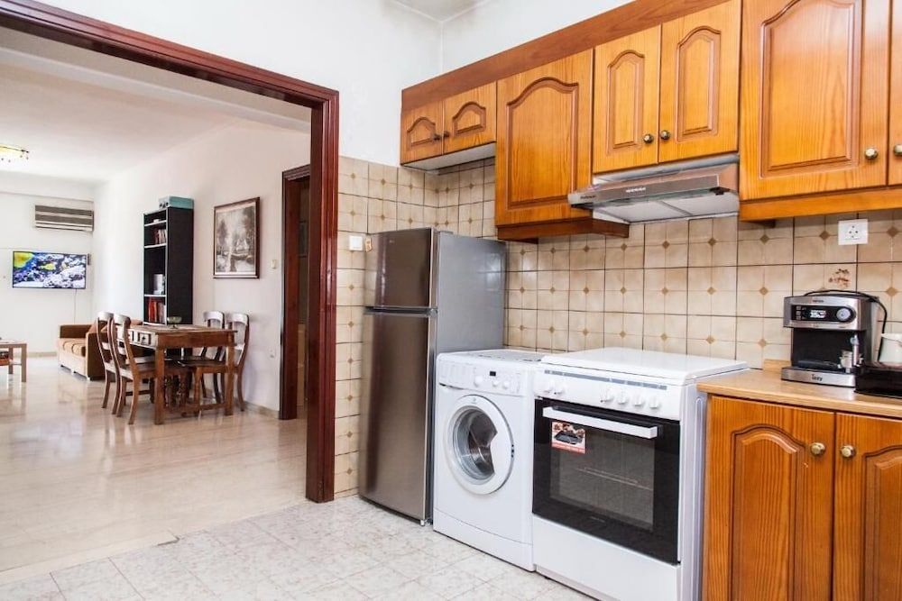 undefined Fabulous Apartment in Pireaus 9