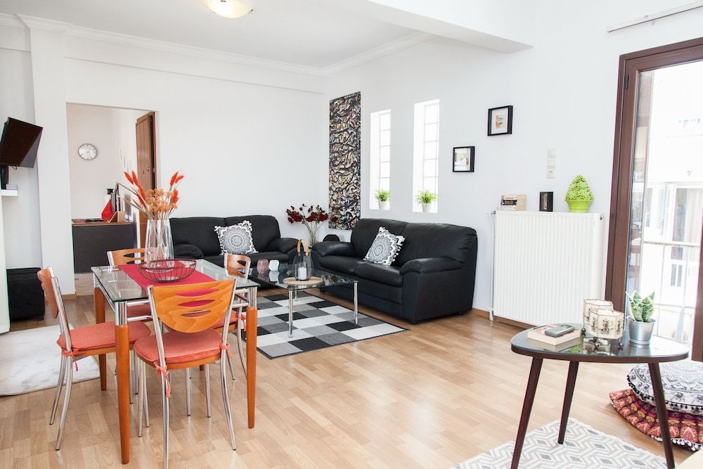 Gorgeous apartment in Piraeus Deluxe Apartment 6