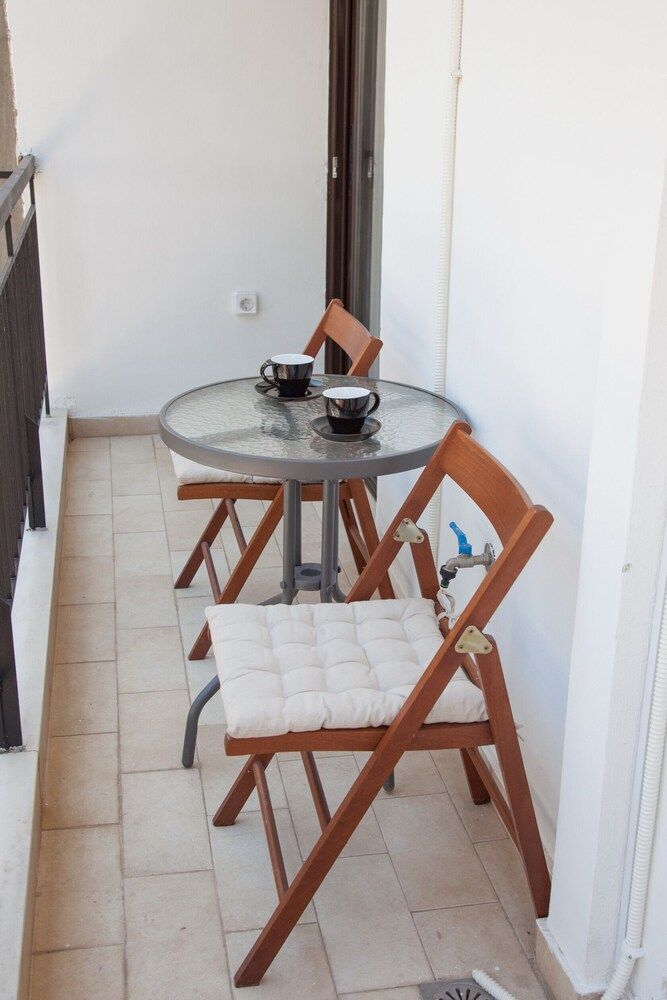 undefined Great Apartment in Piraeus 8