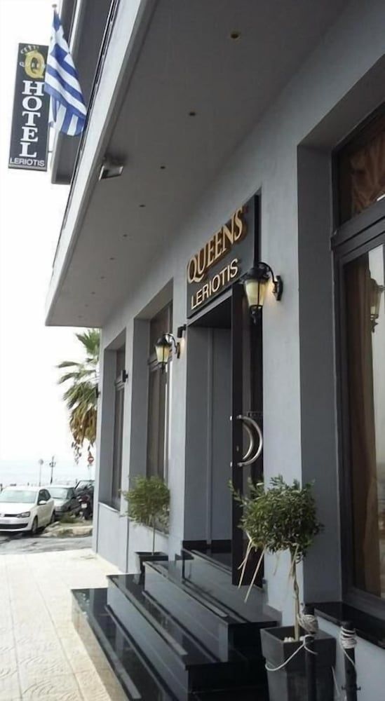 undefined Hotel Queens Leriotis 3