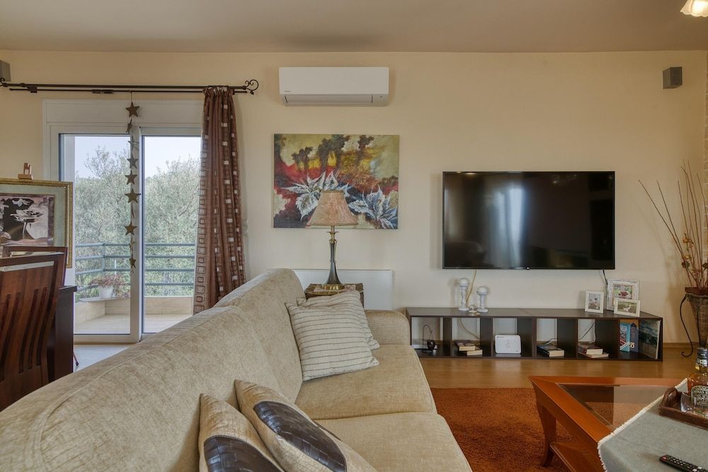 The House Olympia Family House, 1 Bedroom, Mountainside (The House Olympia) 13