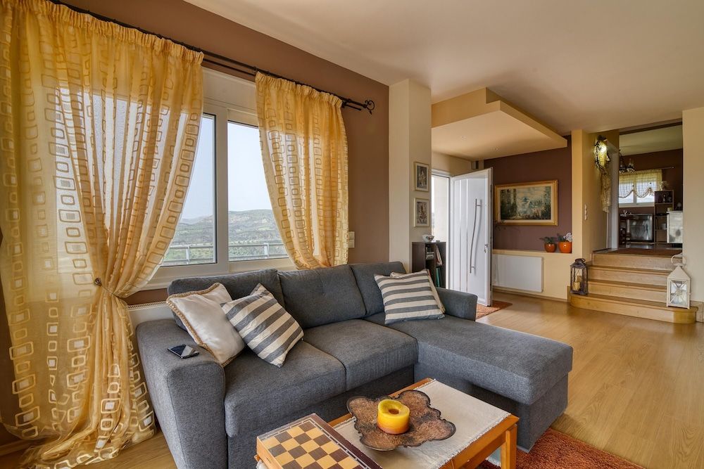 The House Olympia Family House, 1 Bedroom, Mountainside (The House Olympia) 5