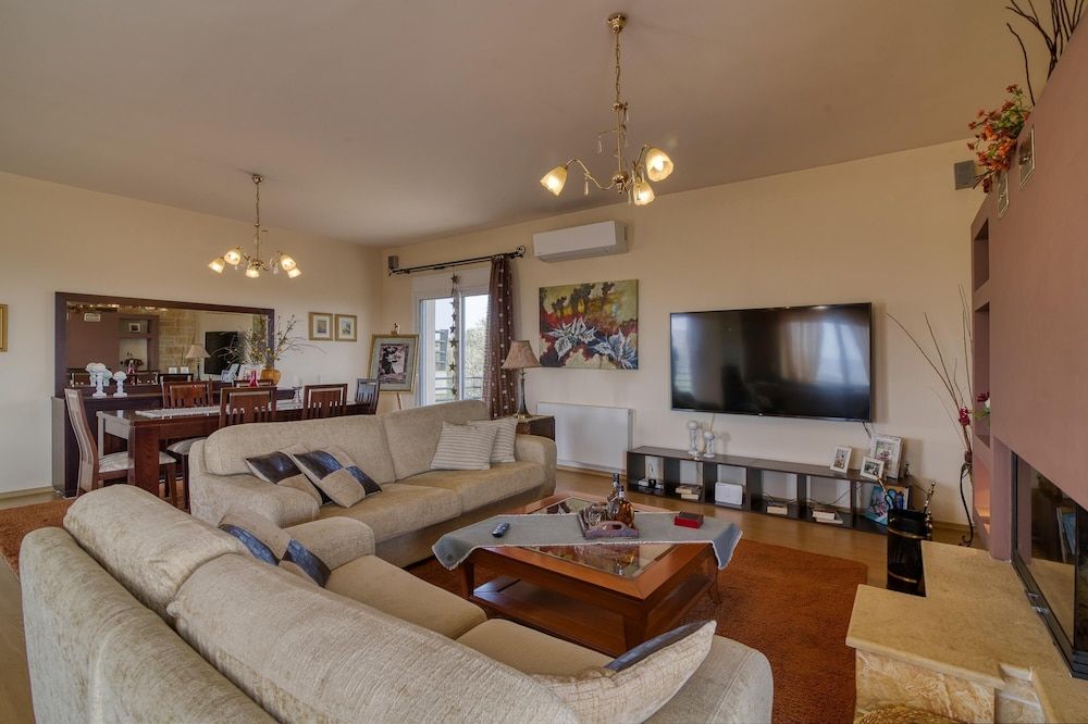 The House Olympia Family House, 1 Bedroom, Mountainside (The House Olympia) 10