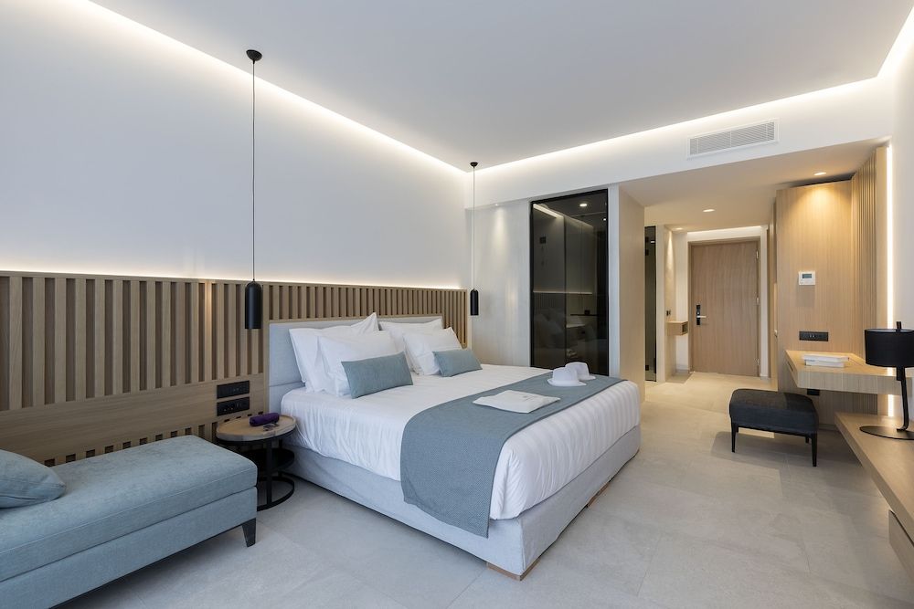 Deluxe Suite (Swim up)