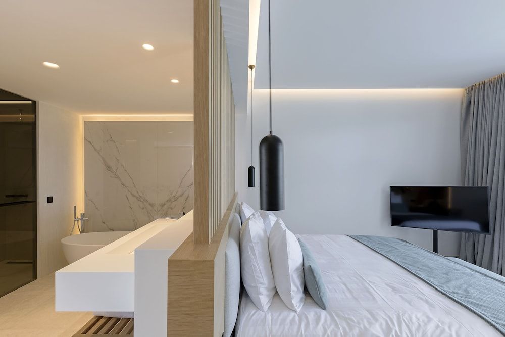 Superior Suite, Lagoon View