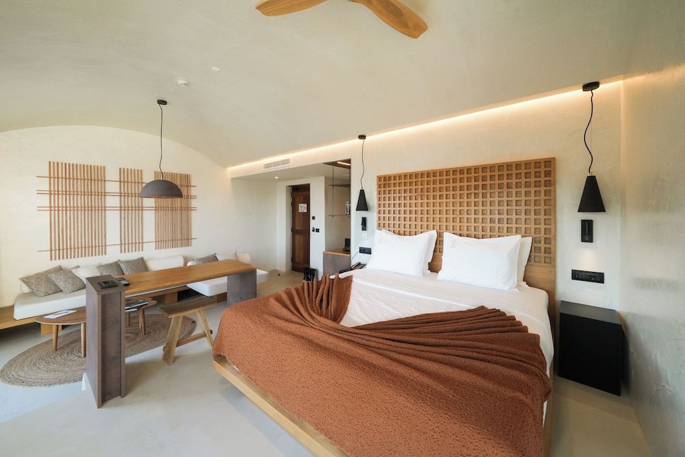 Suite Partial Sea View with Private Pool