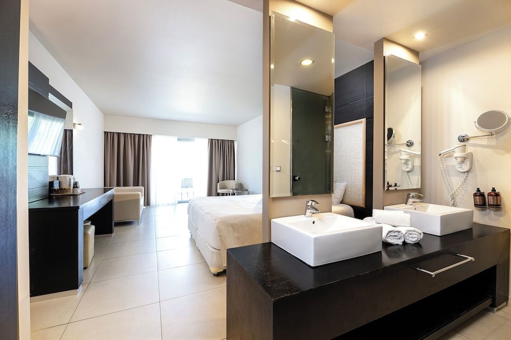 Superior Triple Room, Sea View