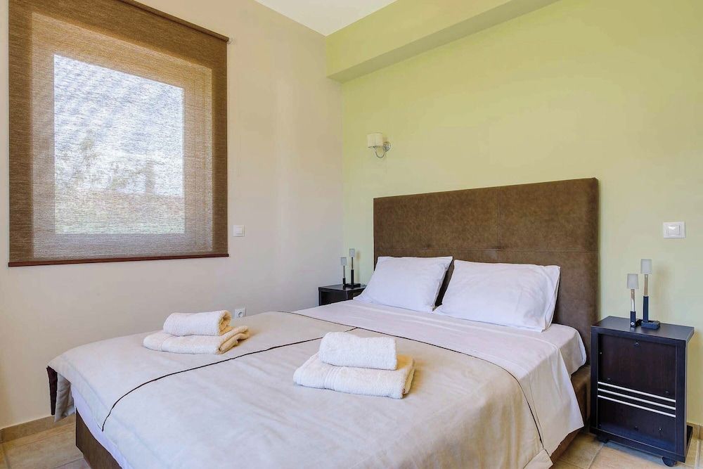 Villa (4 Bedrooms)