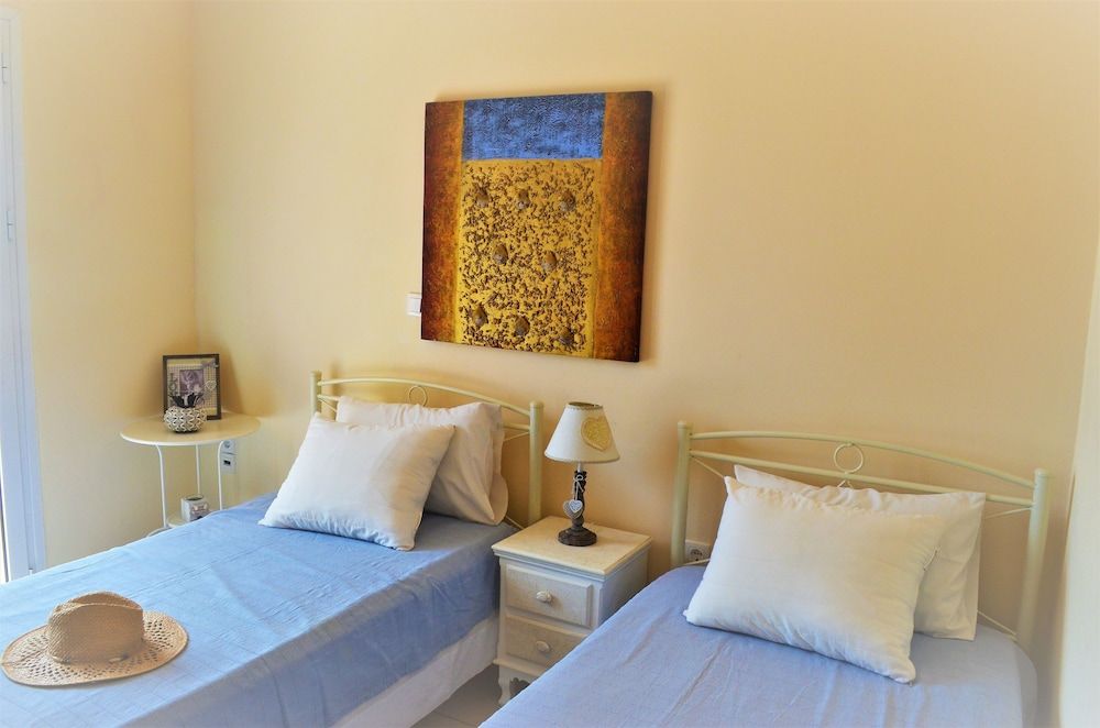 Superior Villa, 3 Bedrooms, Private Pool, Sea View (Georgia)