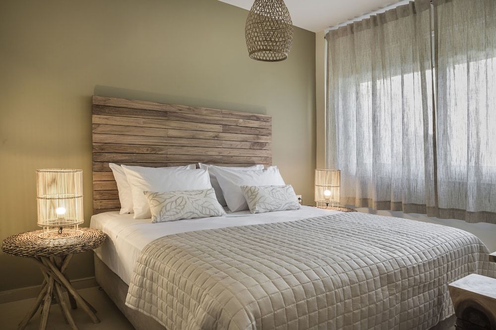 Deluxe Suite, 2 Bedrooms, Sea View (Amaryllis)