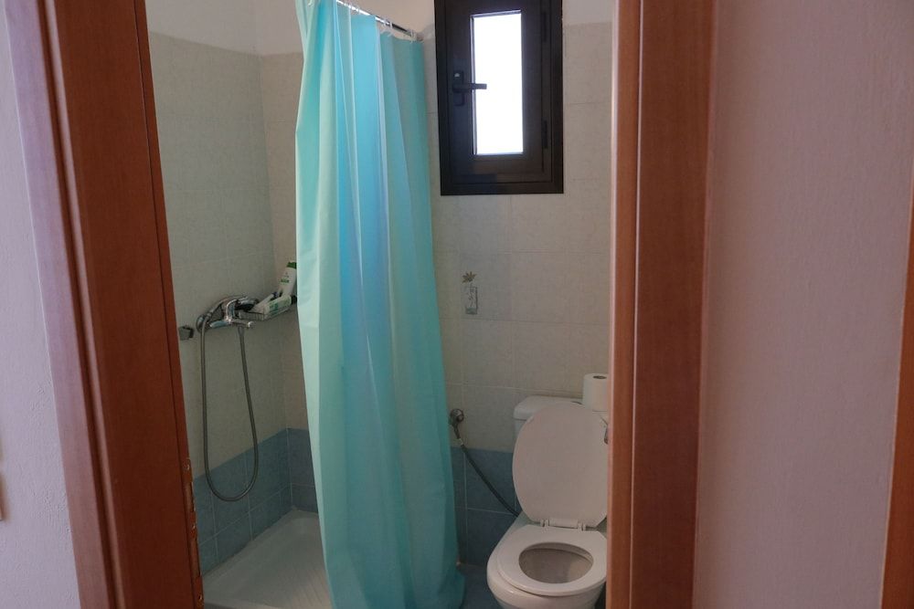 Michaela Economy Double Room 14