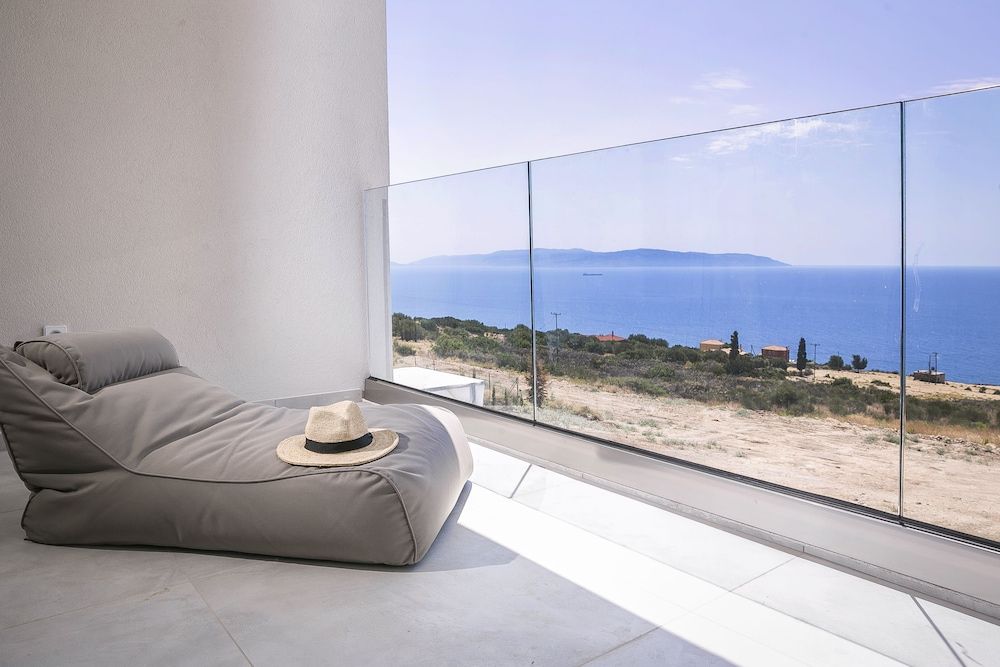 Oikos Boutique Residences Superior Villa (Oikos Twin) 9