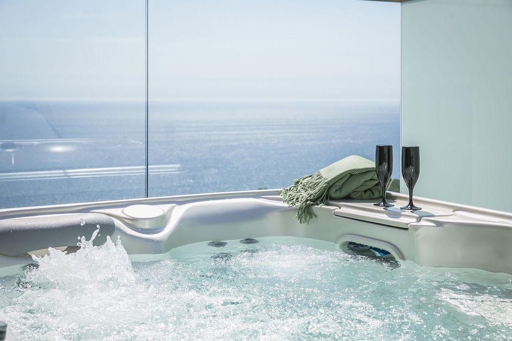 Oikos Boutique Residences Deluxe Villa (Oikos B) 9