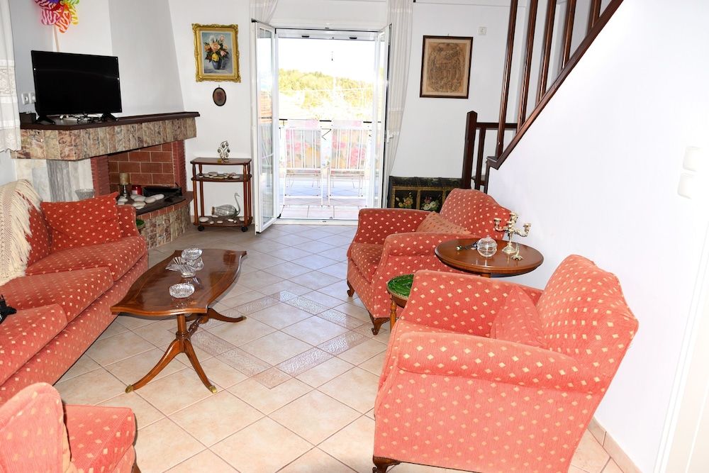House, 2 Bedrooms