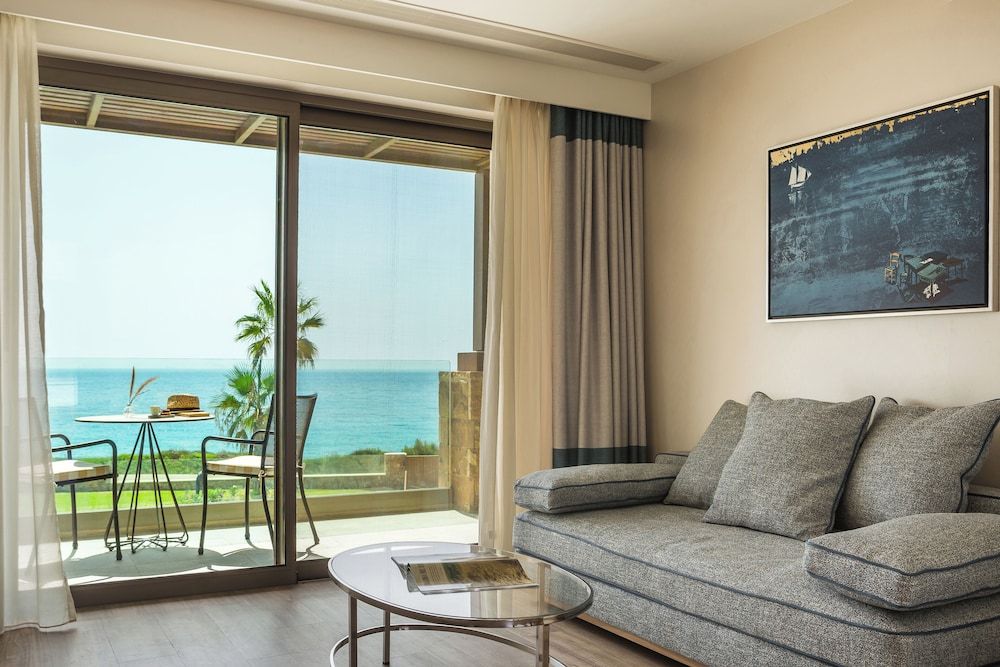 Two Storey Sea View Room