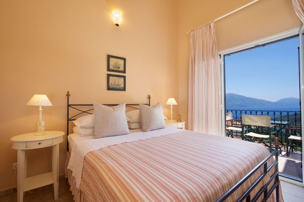 Master Suite | 2 Balconies Sea View