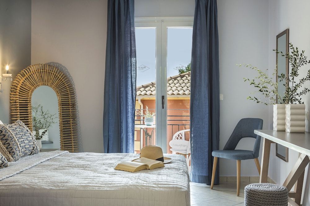 Standard Room with Garden View