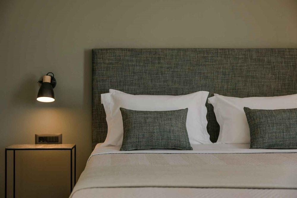 Suite, Sea View