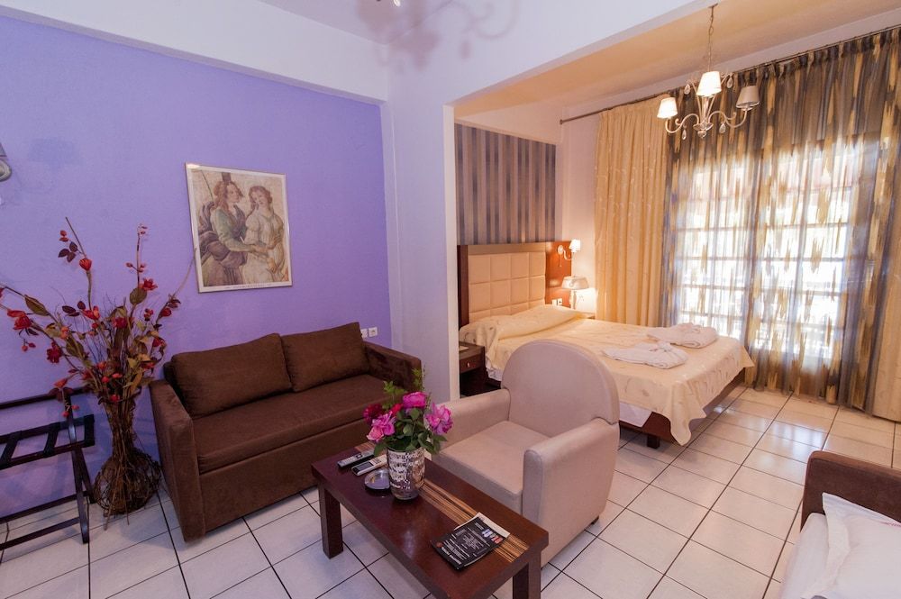 Krikonis Hotel Double Room 13