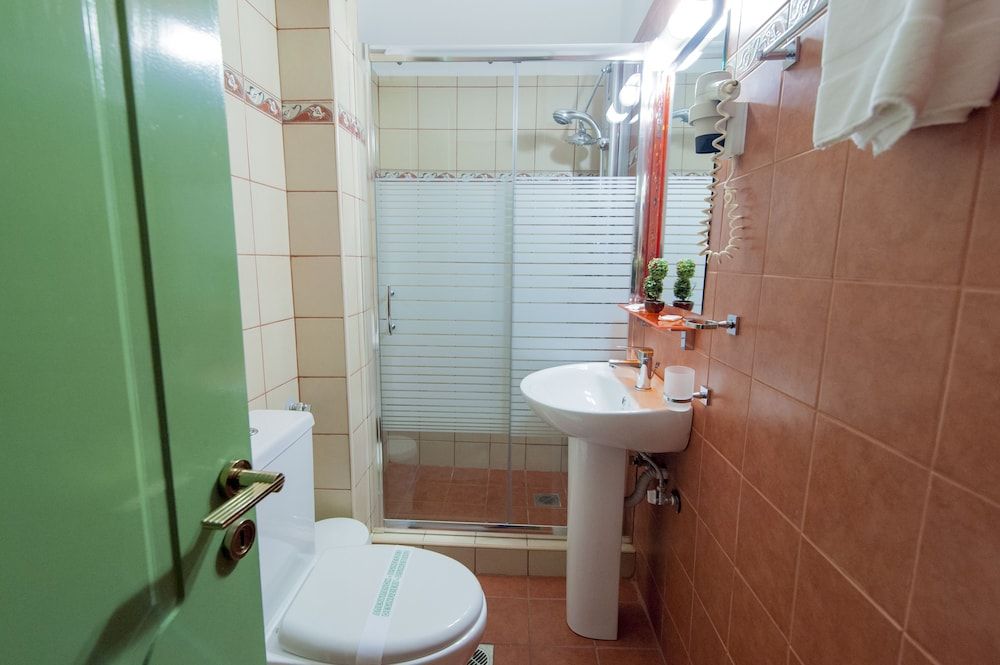 Krikonis Hotel Double Room 26