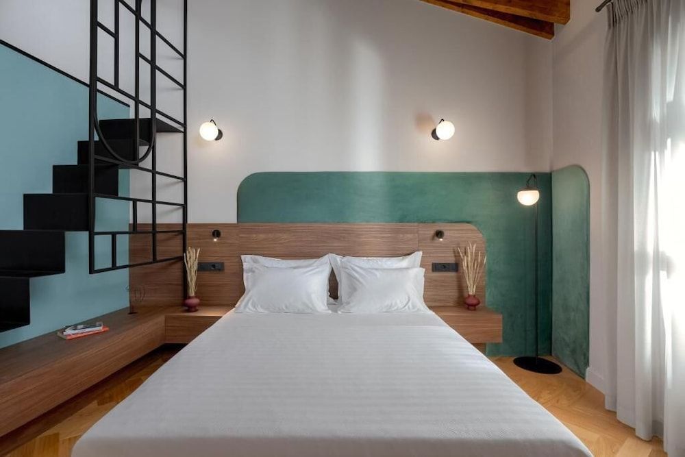 NAIADES the residence ioannina castle Deluxe Suite 2