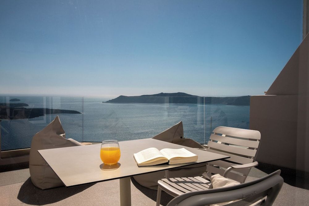 undefined Damigos Caldera World 6