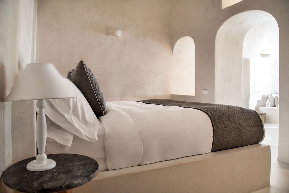 undefined Villa Dusk and Dawn in Fira 4