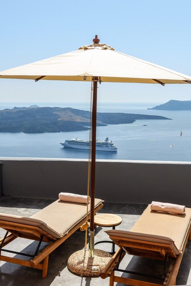 undefined Villa Dusk and Dawn in Fira 10