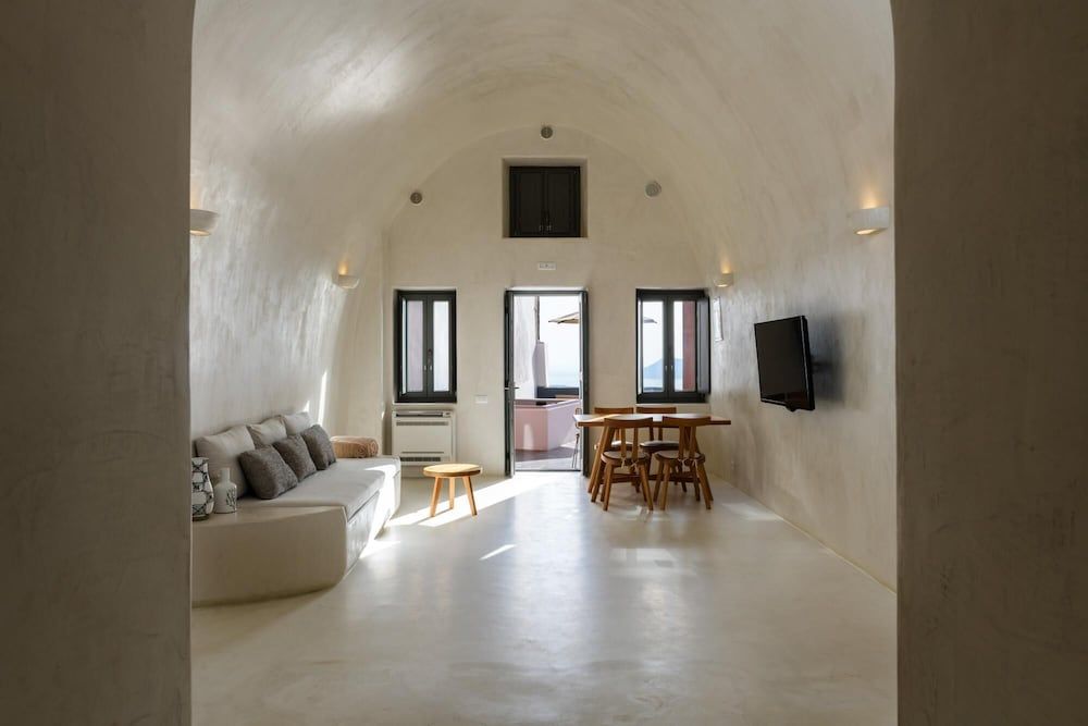 Villa Dusk and Dawn in Fira Villa 29