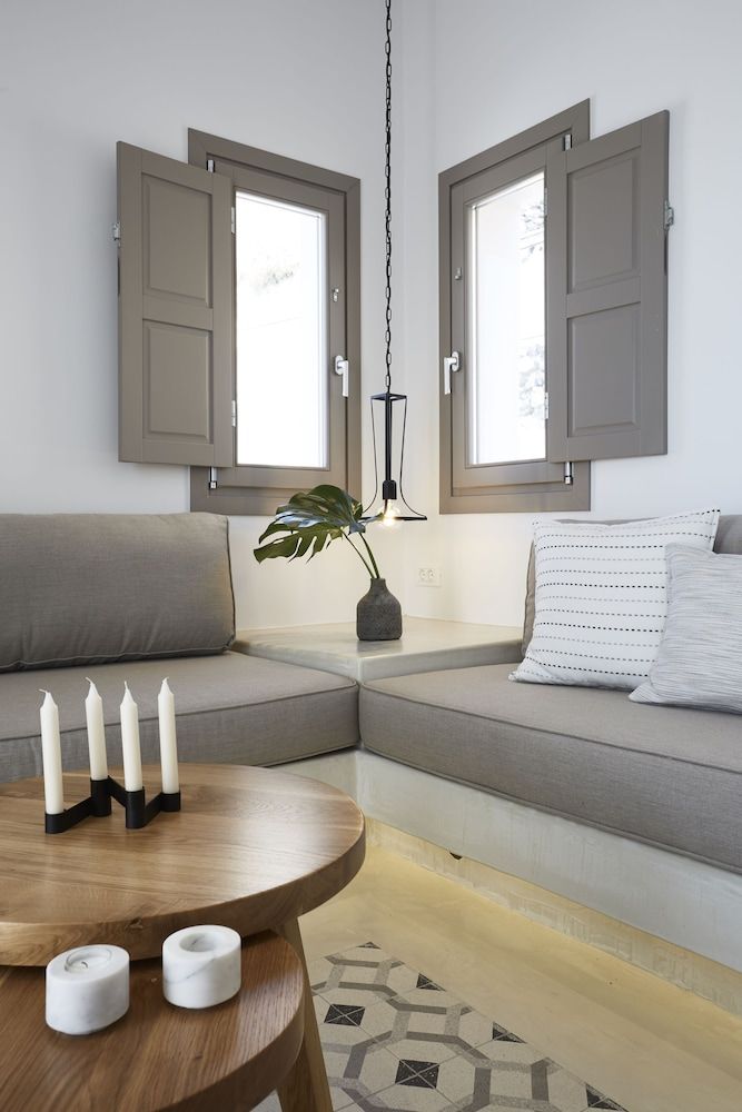 White and Co. La Torre Suites Two Bedroom Suite with Outdoor Hot Tub and Panoramic View 17