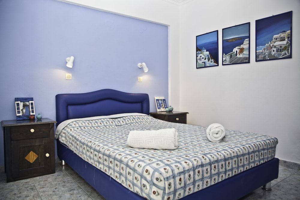 Roula Villa Studio, Ensuite (DOUBLE LOWER LEVEL 2)