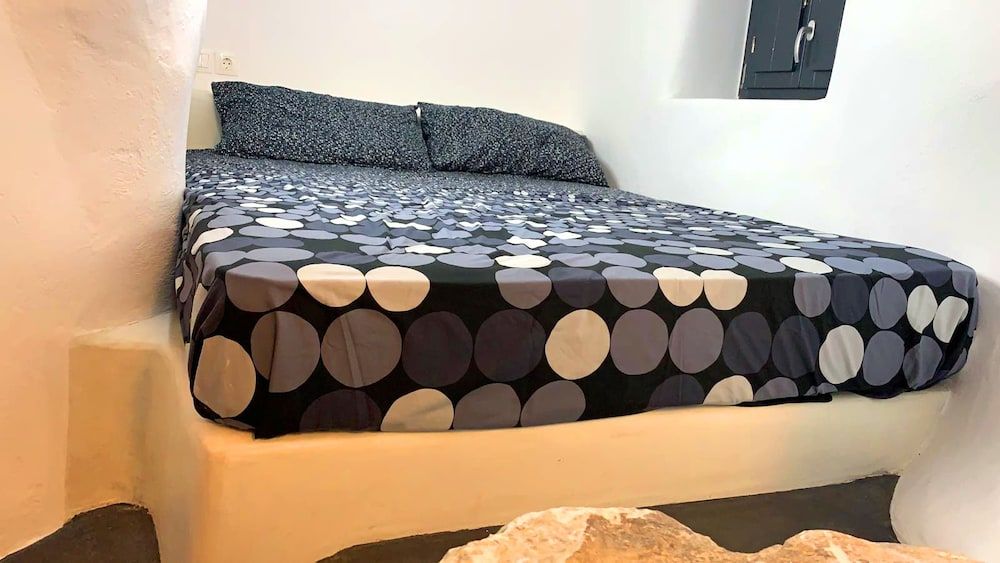 The Luna Suites Superior Villa, 2 Bedrooms, City View 7