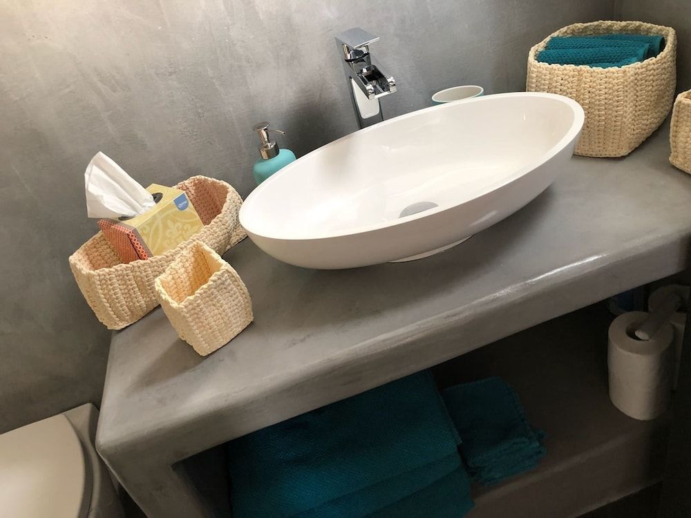 The Luna Suites Superior Villa, 2 Bedrooms, City View 19