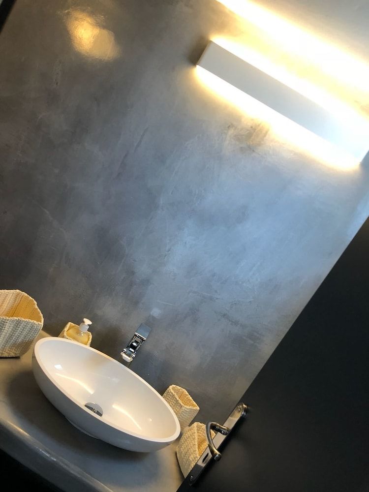 The Luna Suites Superior Villa, 2 Bedrooms, City View 23